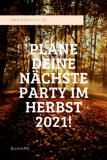 Plane deine nächste Party im Herbst 2021! Sonnenstrahlen im Wald während Herbst